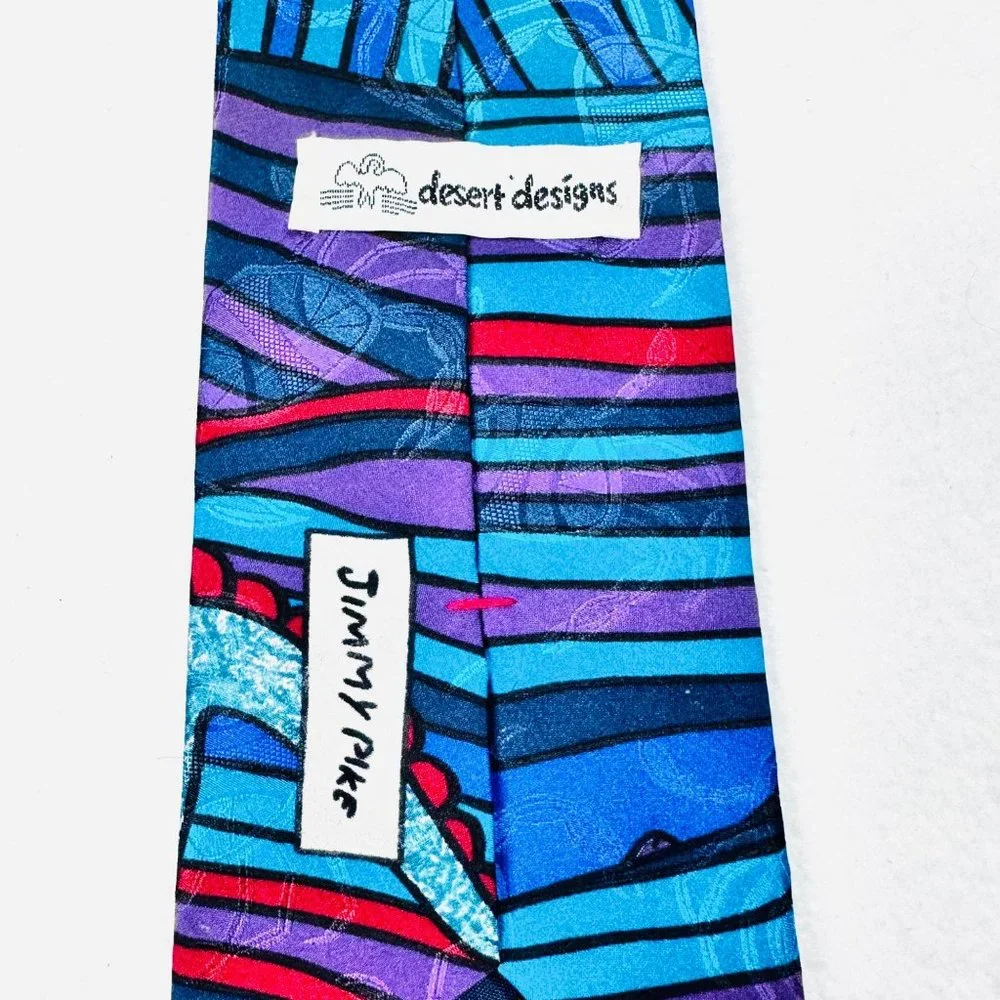 Vintage Desert Designs Italian Silk Art to Wear Necktie